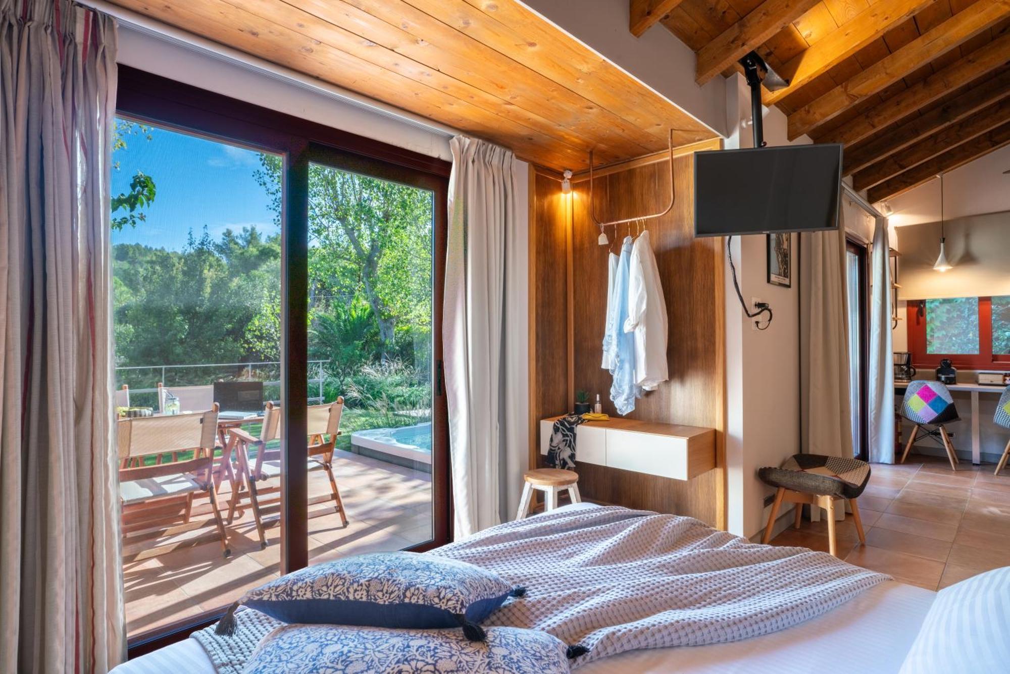 Klaritz Luxury Suites Lassi  Exterior foto